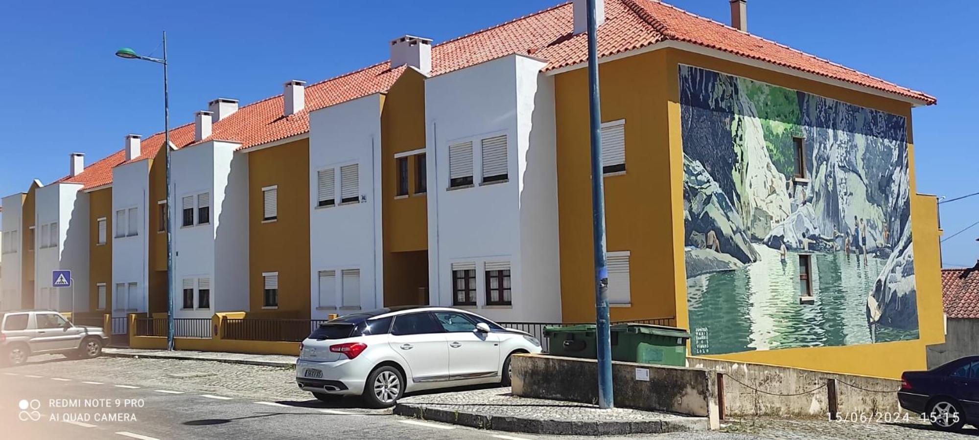 Apartamento Fazunchar Фигейро дос Виньос Екстериор снимка