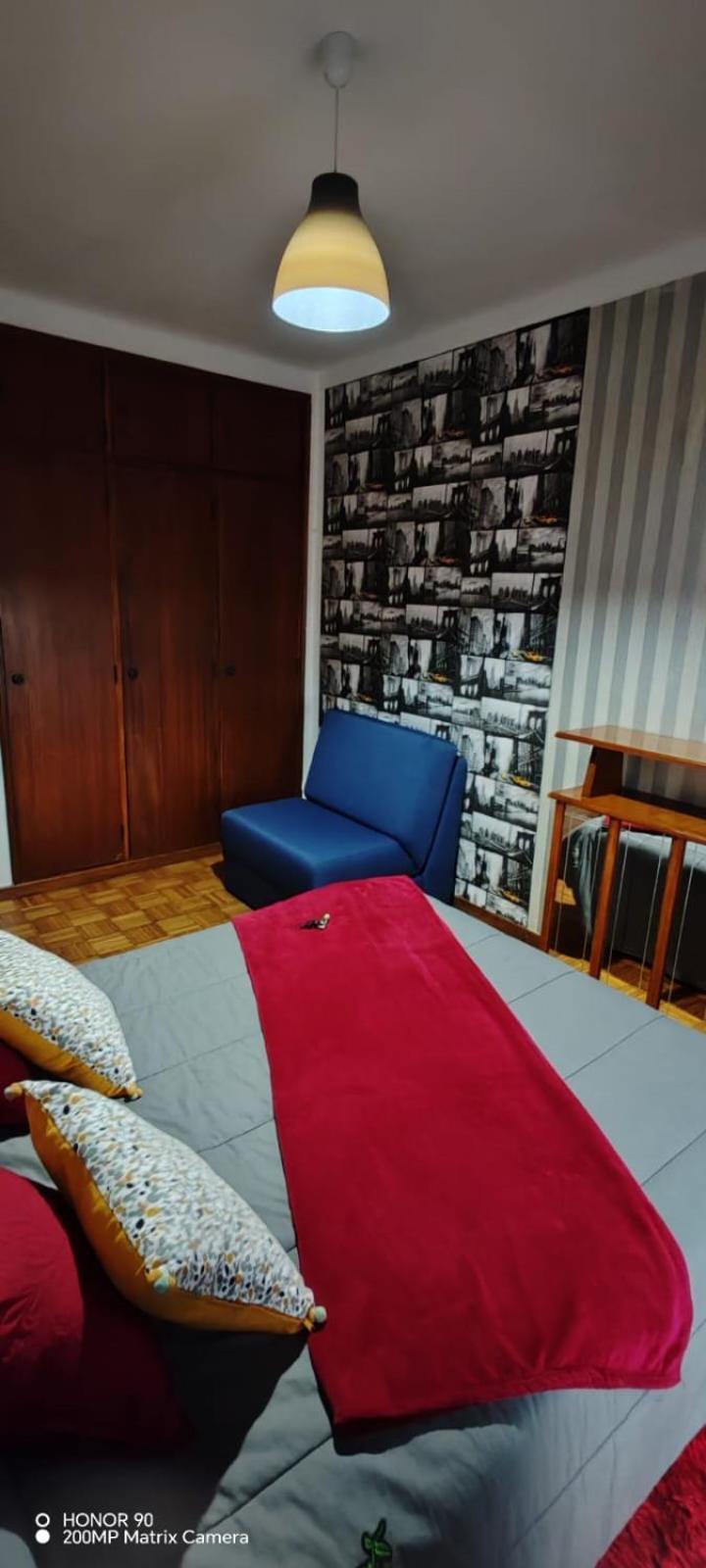 Apartamento Fazunchar Фигейро дос Виньос Екстериор снимка