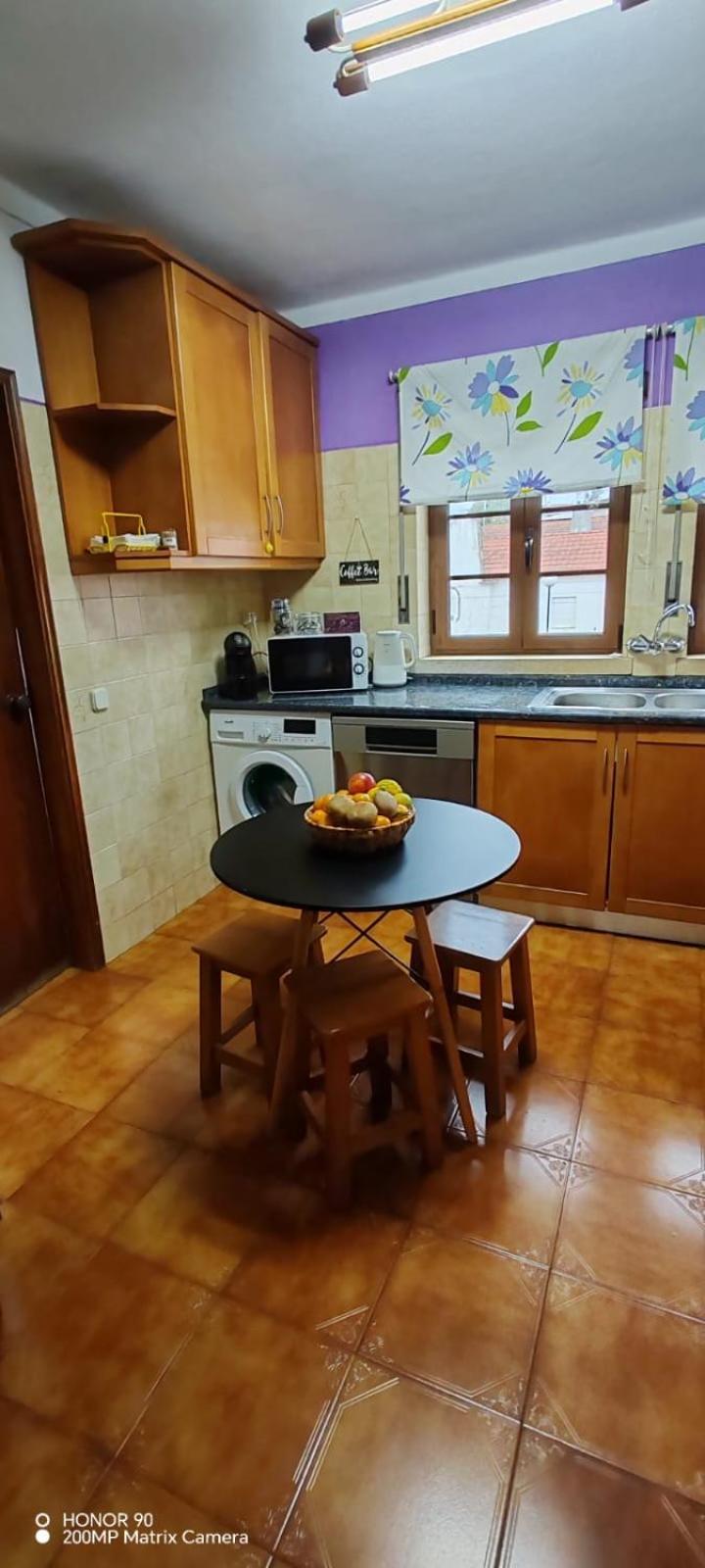 Apartamento Fazunchar Фигейро дос Виньос Екстериор снимка